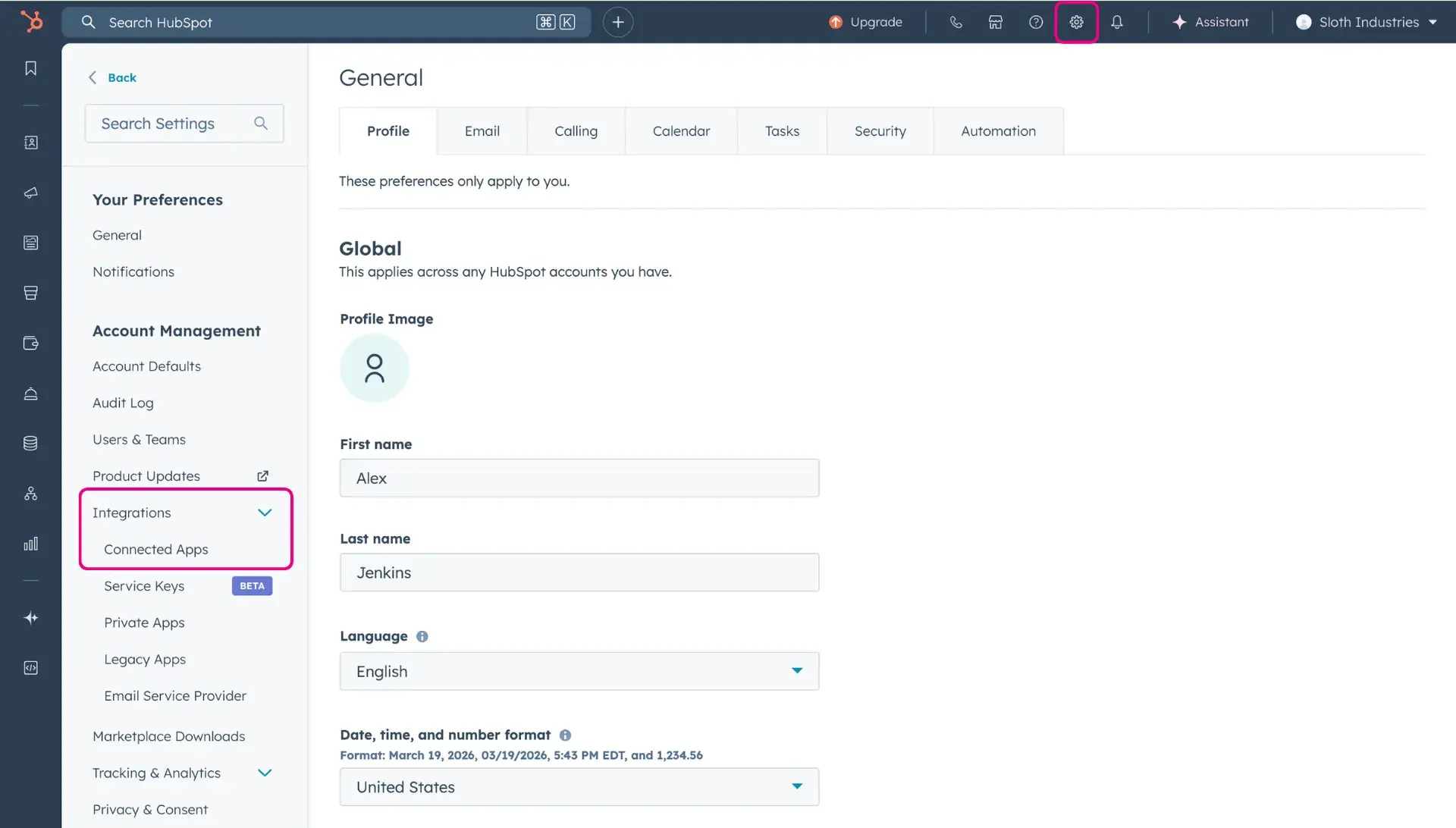 Screenshot of HubSpot instance settings, with Connected apps button highlighted.